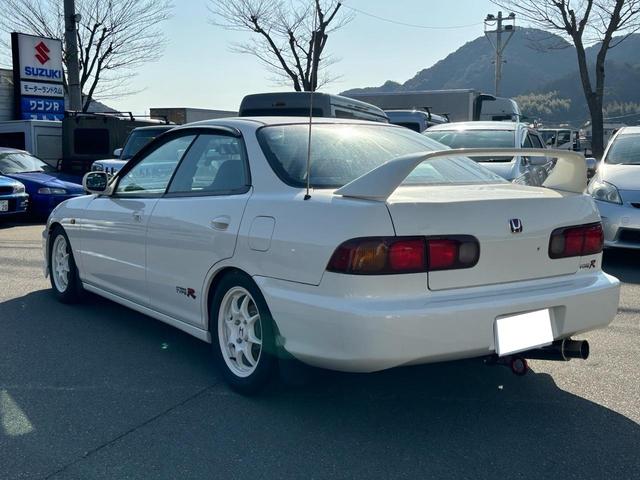Honda Integra 4Door Type R