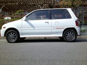 Daihatsu MIRA PICO