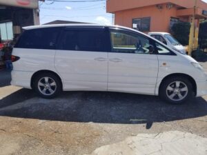Toyota Estima L