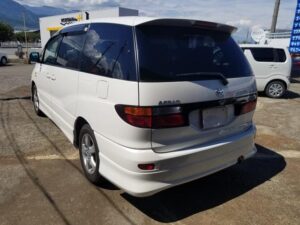 Toyota Estima L