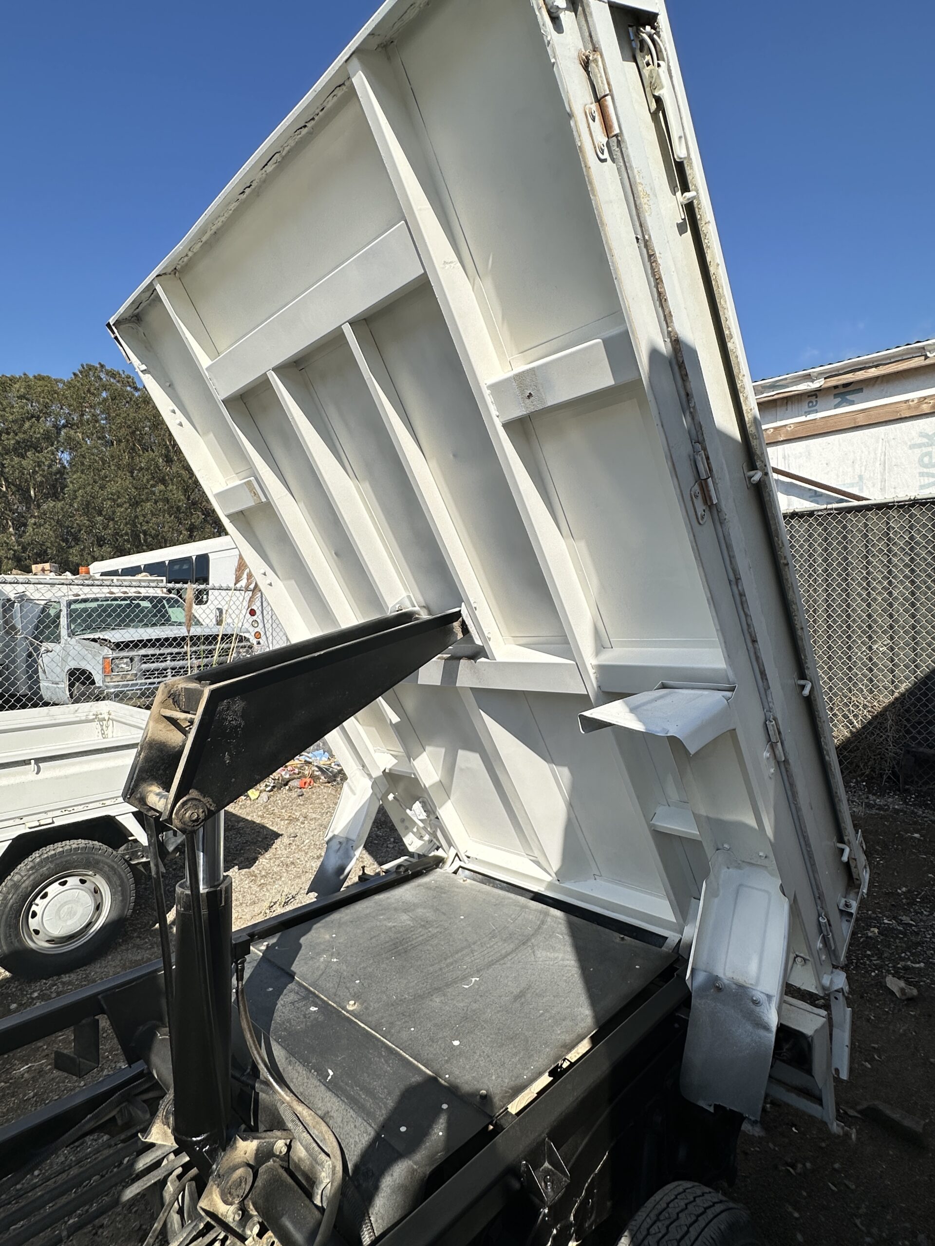 
								Subaru Sambar DUMP 1997 full									